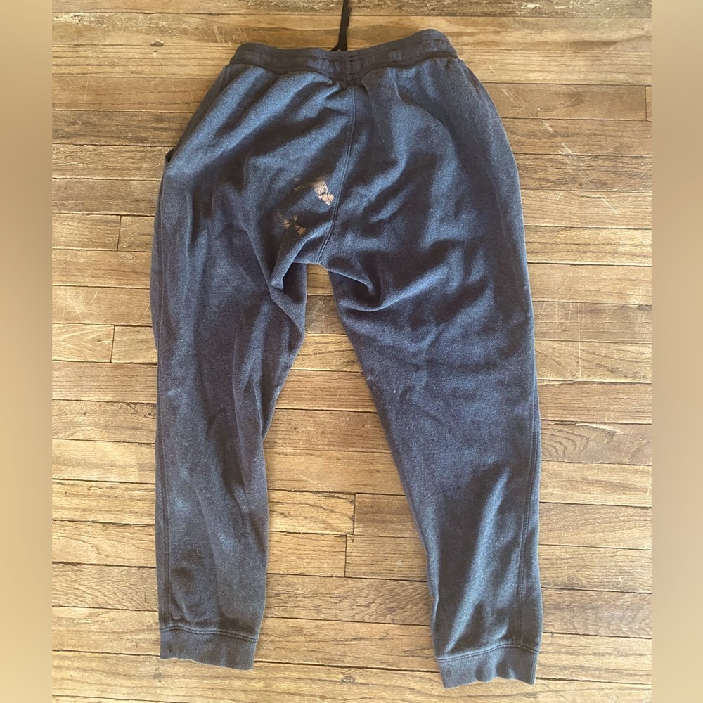 Men’s large under armour joggers